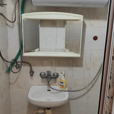 アパート Karavelov *