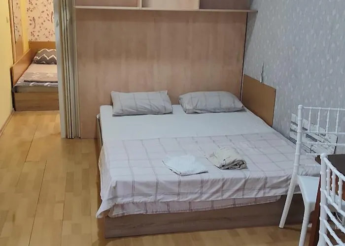Karavelov *